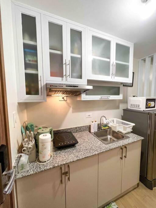 Fully Furnished 1-Br Condo Unit At Spring Residences 마닐라 외부 사진